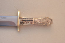 Load image into Gallery viewer, Coffin Bowie Half Horse Half Alligator
