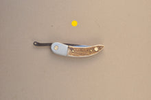 Load image into Gallery viewer, 3&quot; Peasant knives - Stag &amp; Aluminium
